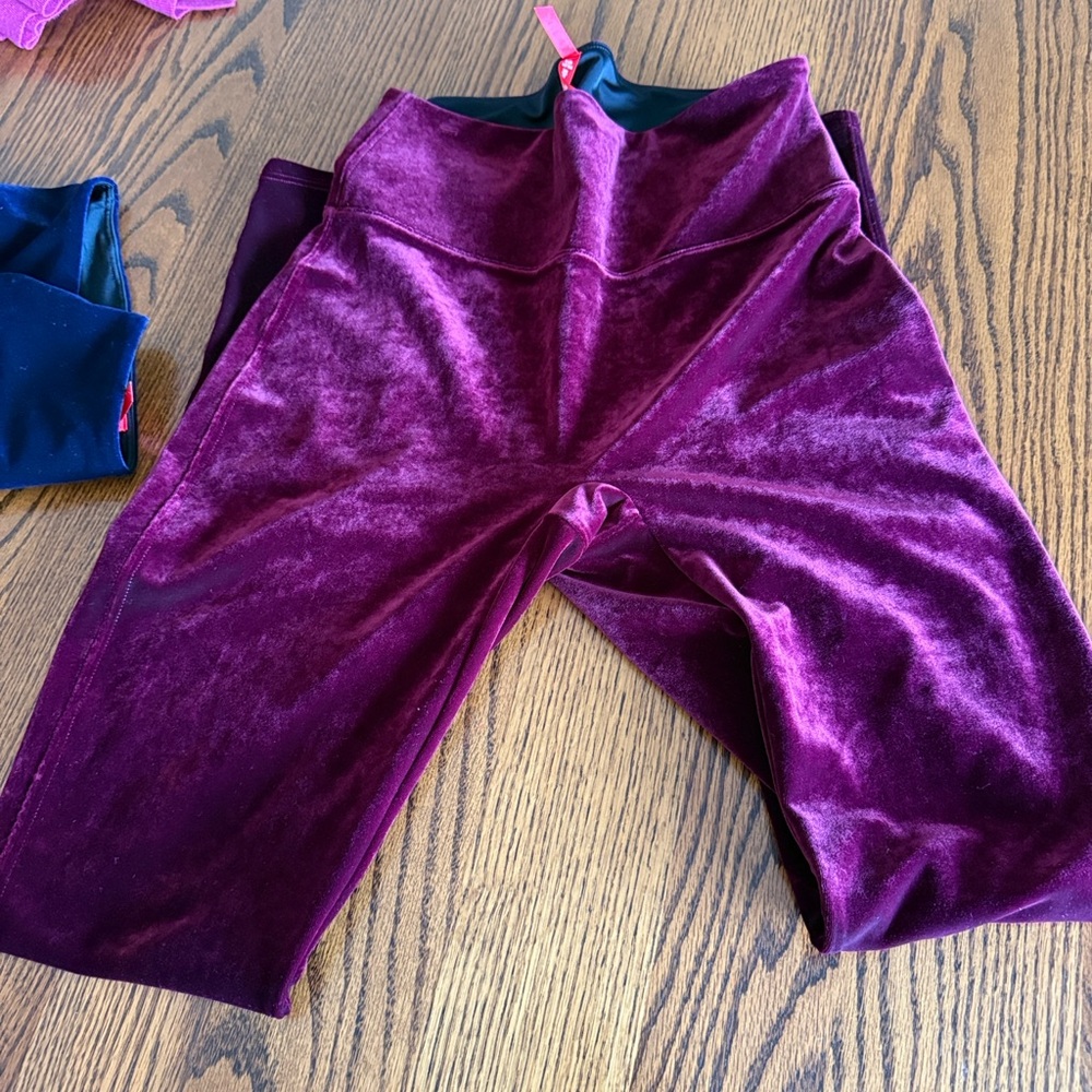 XL SPANX Kids Velvet Leggings in Deep Purple